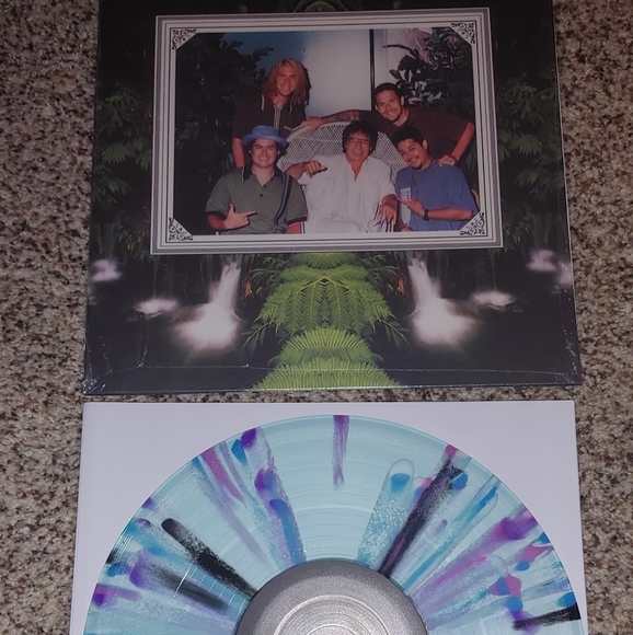 - Nofx hofx tiny bubbles tour edition - Picture 1 of 4